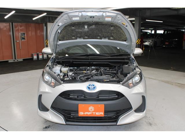 ヤリス ハイブリッドＸ　禁煙車　純正ディスプレイオーディオ　バックカメラ　ビルトインＥＴＣ　レーダークルーズコントロール　衝突軽減ブレーキ　オートマチックハイビーム　レーンキープアシスト　純正フロアマット　ＵＳＢ入力端子（59枚目）