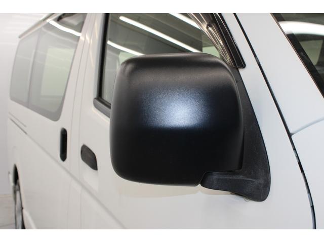 ハイエースバン ロングＤＸ　５速ＭＴ　純正ラジオチューナー　ＥＴＣ　エアコン　両側スライドドア　運転席助手席ＳＲＳエアバック　１２Ｖ１２０Ｗシガーソケット　純正１５インチスチールホイール　運転席パワーウィンドウ　キーレス　ＡＢＳ（11枚目）