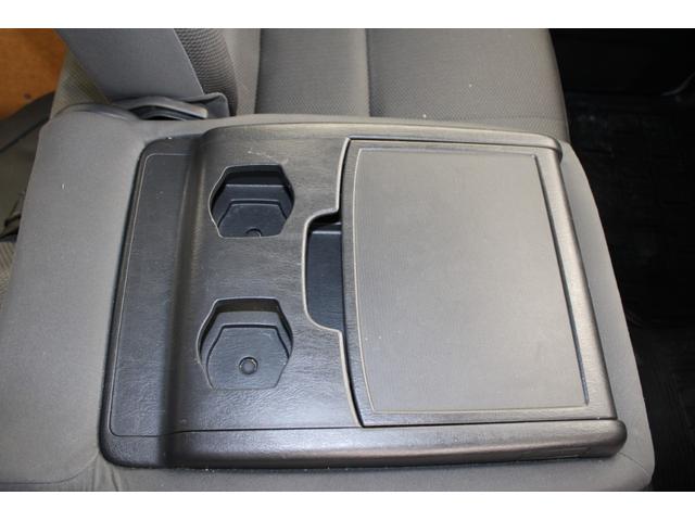 ハイエースバン ロングＤＸ　５速ＭＴ　純正ラジオチューナー　ＥＴＣ　エアコン　両側スライドドア　運転席助手席ＳＲＳエアバック　１２Ｖ１２０Ｗシガーソケット　純正１５インチスチールホイール　運転席パワーウィンドウ　キーレス　ＡＢＳ（42枚目）