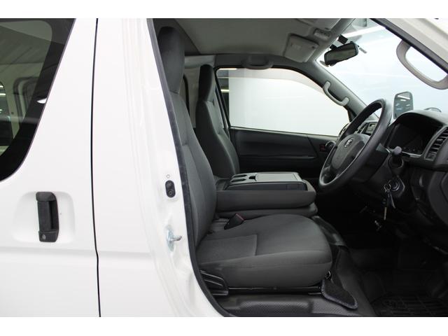 ハイエースバン ロングＤＸ　５速ＭＴ　純正ラジオチューナー　ＥＴＣ　エアコン　両側スライドドア　運転席助手席ＳＲＳエアバック　１２Ｖ１２０Ｗシガーソケット　純正１５インチスチールホイール　運転席パワーウィンドウ　キーレス　ＡＢＳ（45枚目）