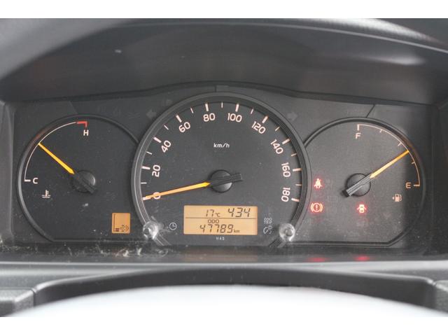 ハイエースバン ロングＤＸ　５速ＭＴ　純正ラジオチューナー　ＥＴＣ　エアコン　両側スライドドア　運転席助手席ＳＲＳエアバック　１２Ｖ１２０Ｗシガーソケット　純正１５インチスチールホイール　運転席パワーウィンドウ　キーレス　ＡＢＳ（58枚目）