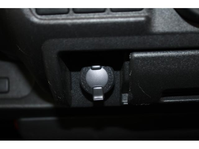 ハイエースバン ロングＤＸ　５速ＭＴ　純正ラジオチューナー　ＥＴＣ　エアコン　両側スライドドア　運転席助手席ＳＲＳエアバック　１２Ｖ１２０Ｗシガーソケット　純正１５インチスチールホイール　運転席パワーウィンドウ　キーレス　ＡＢＳ（63枚目）