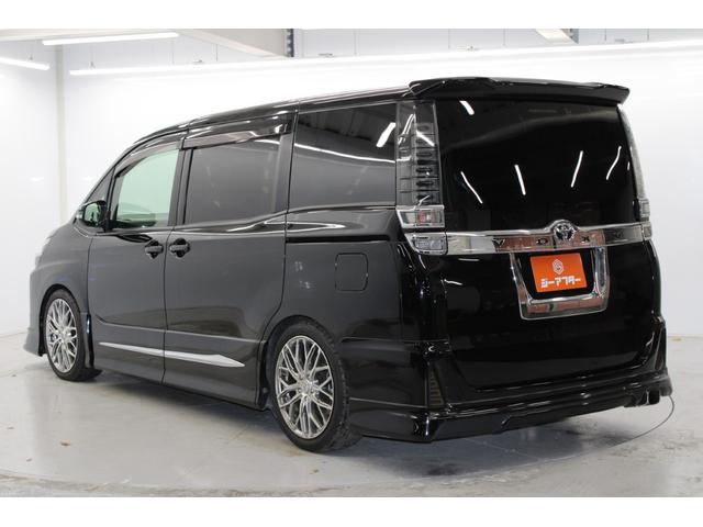 ヴォクシー ZS 後期型 禁煙車 サンルーフ ALPINE12.8型後席モニター モデリスタフルエアロ 純正10インチナビ バックカメラ フルセグ 両側電動スライドドア 衝突軽減 クルーズコントロール ビルトインETC(8枚目)