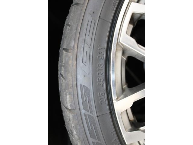 ヴォクシー ZS 後期型 禁煙車 サンルーフ ALPINE12.8型後席モニター モデリスタフルエアロ 純正10インチナビ バックカメラ フルセグ 両側電動スライドドア 衝突軽減 クルーズコントロール ビルトインETC(22枚目)