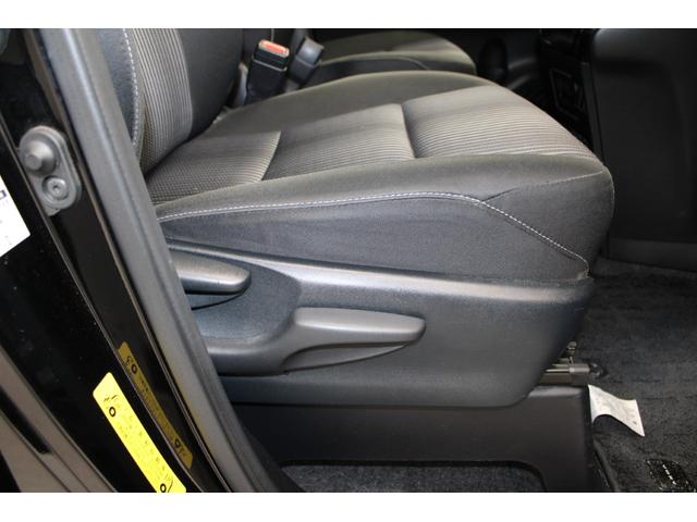 ヴォクシー ZS 後期型 禁煙車 サンルーフ ALPINE12.8型後席モニター モデリスタフルエアロ 純正10インチナビ バックカメラ フルセグ 両側電動スライドドア 衝突軽減 クルーズコントロール ビルトインETC(29枚目)