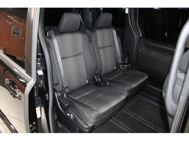 ヴォクシー ZS 後期型 禁煙車 サンルーフ ALPINE12.8型後席モニター モデリスタフルエアロ 純正10インチナビ バックカメラ フルセグ 両側電動スライドドア 衝突軽減 クルーズコントロール ビルトインETC(35枚目)