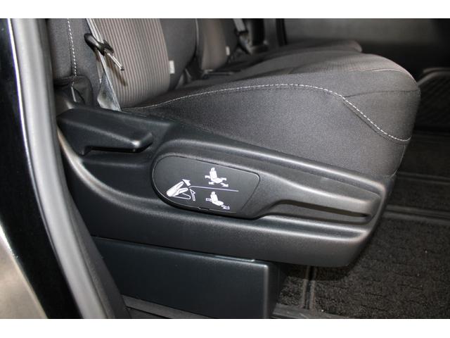 ヴォクシー ZS 後期型 禁煙車 サンルーフ ALPINE12.8型後席モニター モデリスタフルエアロ 純正10インチナビ バックカメラ フルセグ 両側電動スライドドア 衝突軽減 クルーズコントロール ビルトインETC(36枚目)