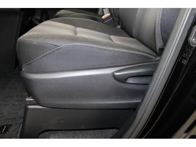 ヴォクシー ZS 後期型 禁煙車 サンルーフ ALPINE12.8型後席モニター モデリスタフルエアロ 純正10インチナビ バックカメラ フルセグ 両側電動スライドドア 衝突軽減 クルーズコントロール ビルトインETC(41枚目)