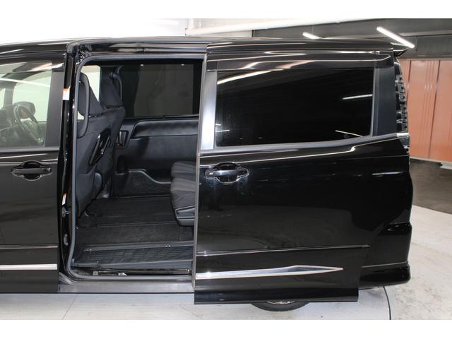 ヴォクシー ZS 後期型 禁煙車 サンルーフ ALPINE12.8型後席モニター モデリスタフルエアロ 純正10インチナビ バックカメラ フルセグ 両側電動スライドドア 衝突軽減 クルーズコントロール ビルトインETC(44枚目)