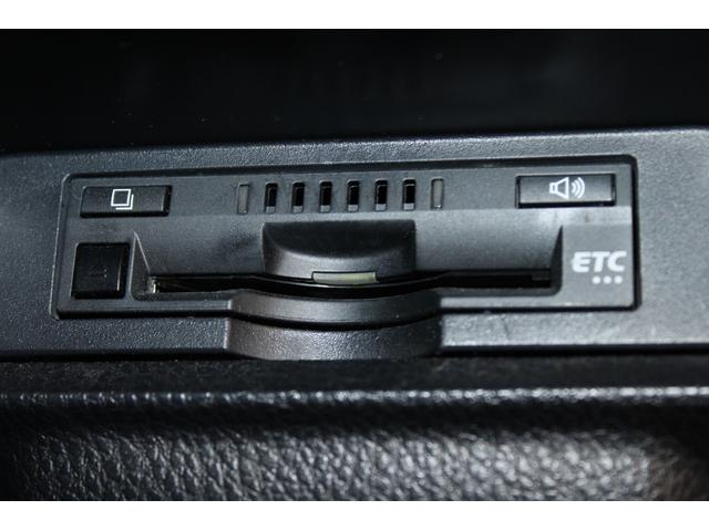 ヴォクシー ZS 後期型 禁煙車 サンルーフ ALPINE12.8型後席モニター モデリスタフルエアロ 純正10インチナビ バックカメラ フルセグ 両側電動スライドドア 衝突軽減 クルーズコントロール ビルトインETC(65枚目)