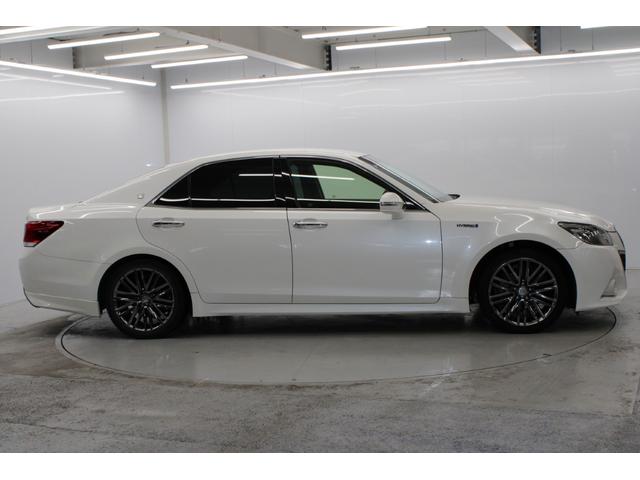 クラウンハイブリッド アスリートS 純正ナビ フルセグ バックカメラ レーダークルーズ 純正18インチAW 衝突軽減 パワーシート 防眩インナーミラー パークアシスト クリアランスソナー LEDヘッド Bluetooth ETC TRC(5枚目)