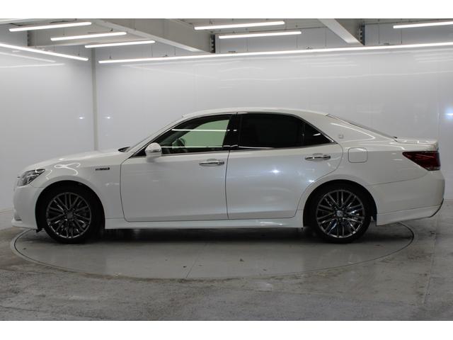 クラウンハイブリッド アスリートS 純正ナビ フルセグ バックカメラ レーダークルーズ 純正18インチAW 衝突軽減 パワーシート 防眩インナーミラー パークアシスト クリアランスソナー LEDヘッド Bluetooth ETC TRC(9枚目)