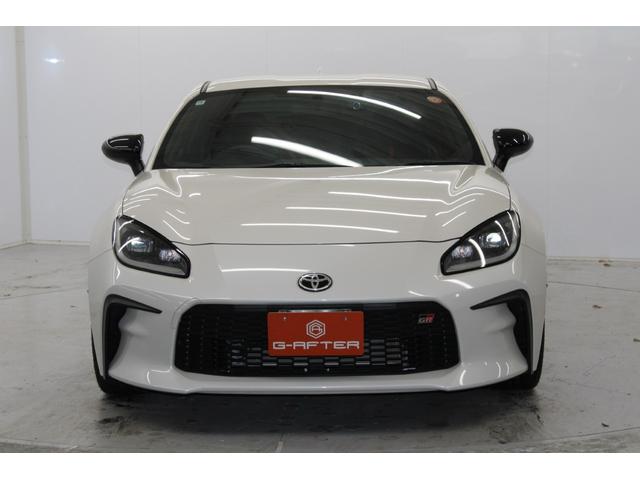 ＧＲ８６ ＲＺ　禁煙車　ワンオーナー　ＧＲスポーツマフラー　ＧＲサスペンションセット　６ＭＴ　ＡＴＯＴＯディスプレイオーディオ　純正１８インチアルミホール　シートヒター　クルーズコントロール　アダプティブヘッドライト（3枚目）