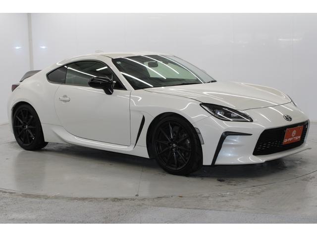 ＧＲ８６ ＲＺ　禁煙車　ワンオーナー　ＧＲスポーツマフラー　ＧＲサスペンションセット　６ＭＴ　ＡＴＯＴＯディスプレイオーディオ　純正１８インチアルミホール　シートヒター　クルーズコントロール　アダプティブヘッドライト（4枚目）