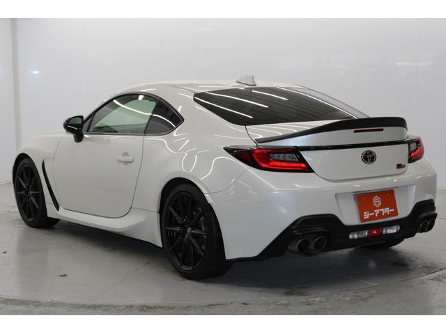 ＧＲ８６ ＲＺ　禁煙車　ワンオーナー　ＧＲスポーツマフラー　ＧＲサスペンションセット　６ＭＴ　ＡＴＯＴＯディスプレイオーディオ　純正１８インチアルミホール　シートヒター　クルーズコントロール　アダプティブヘッドライト（8枚目）