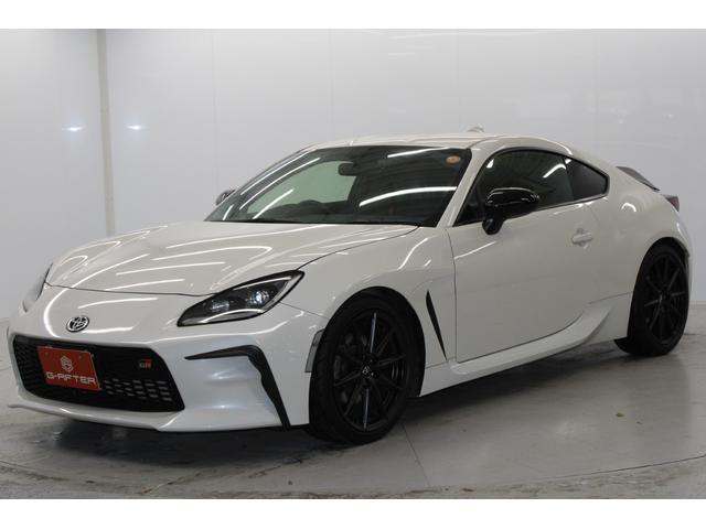 ＧＲ８６ ＲＺ　禁煙車　ワンオーナー　ＧＲスポーツマフラー　ＧＲサスペンションセット　６ＭＴ　ＡＴＯＴＯディスプレイオーディオ　純正１８インチアルミホール　シートヒター　クルーズコントロール　アダプティブヘッドライト（10枚目）