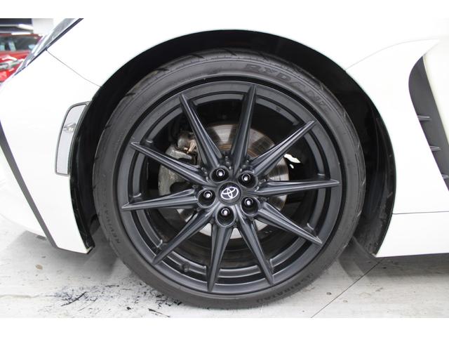 ＧＲ８６ ＲＺ　禁煙車　ワンオーナー　ＧＲスポーツマフラー　ＧＲサスペンションセット　６ＭＴ　ＡＴＯＴＯディスプレイオーディオ　純正１８インチアルミホール　シートヒター　クルーズコントロール　アダプティブヘッドライト（21枚目）