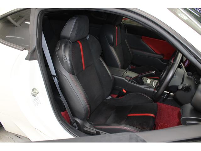 ＧＲ８６ ＲＺ　禁煙車　ワンオーナー　ＧＲスポーツマフラー　ＧＲサスペンションセット　６ＭＴ　ＡＴＯＴＯディスプレイオーディオ　純正１８インチアルミホール　シートヒター　クルーズコントロール　アダプティブヘッドライト（27枚目）