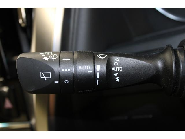 アルファード 2.5G 禁煙車 サンルーフ 純正12.1型後席モニター 純正10型ナビ バックカメラ フルセグ クリアランスソナー 両側電動スライドドア ベージュ内装 パワーシート オットマン ETC 純正17インチAW(65枚目)