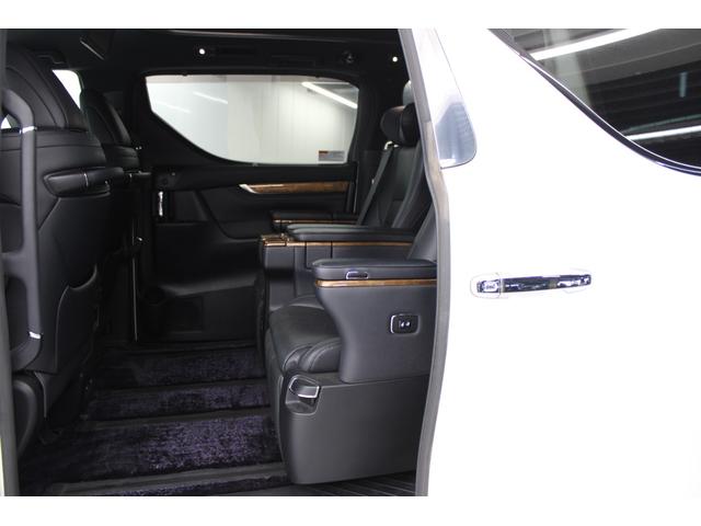 ���Ǝҗl�ւ̔̔��͂��f�肳���Ă��������܂��B�@�Ԍ������ԗ��̏ꍇ�́A�Ԍ����擾�������x�������z�ŕ\�����Ă���܂��B