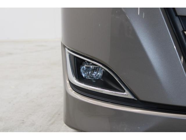 ノア ハイブリッドＧ　後期型　禁煙車　純正１０インチナビ　フルセグ　バックカメラ　トヨタセーフティセンス　クルーズコントロール　シートヒーター　電動スライドドア　ＥＴＣ　レーンキープ　ＬＥＤヘッドランプ　ＵＳＢ接続　ＡＢＳ（14枚目）