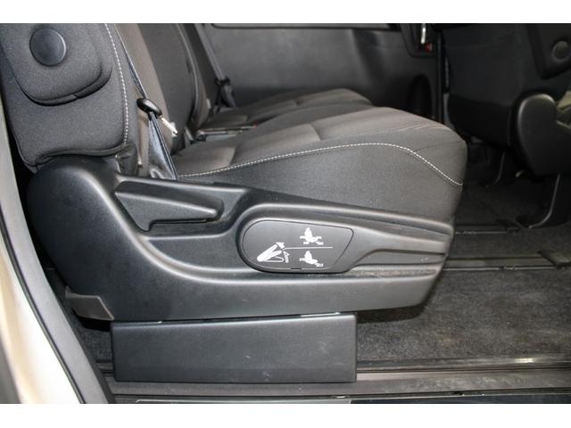 ヴォクシー ＺＳ　煌　禁煙車　後期型　ＴＲＤフルエアロ　純正１０型ナビ　フルセグ　バックカメラ　セーフティーセンス　クルーズコントロール　両側電動スライドドア　社外デジタルインナーミラー　社外マフラー　ＬＥＤヘッド・フォグ（35枚目）