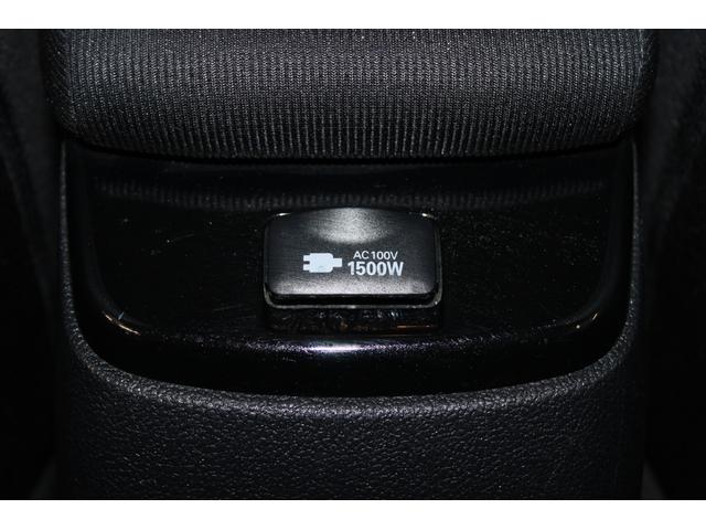 プリウスＰＨＶ Ｓナビパッケージ　ソーラー充電システム　純正１１．６型ナビ　フルセグ　バックカメラ　急速充電対応　ＥＴＣ２．０　トヨタセーフティセンスＰ　アダプティブクルーズコントロール　シートヒーター　４灯式ＬＥＤヘッドランプ（45枚目）