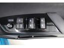 Ｓナビパッケージ　ソーラー充電システム　純正１１．６型ナビ　フルセグ　バックカメラ　急速充電対応　ＥＴＣ２．０　トヨタセーフティセンスＰ　アダプティブクルーズコントロール　シートヒーター　４灯式ＬＥＤヘッドランプ（32枚目）