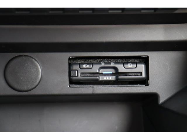 ソリオ ハイブリッドＭＺ　Ｗ電動ドア　ヒーター　リアカメラ　アダクティブクルーズコントロール　ワンセグＴＶ　車線逸脱　フルフラット　ＳＲＳ　サイドエアバック　ＰＳ　Ｂｌｕｅｔｏｏｔｈ対応　Ｃセンサー　禁煙　ウォークスルー（10枚目）