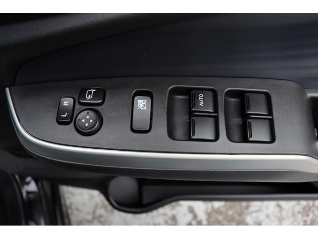 ソリオ ハイブリッドＭＺ　Ｗ電動ドア　ヒーター　リアカメラ　アダクティブクルーズコントロール　ワンセグＴＶ　車線逸脱　フルフラット　ＳＲＳ　サイドエアバック　ＰＳ　Ｂｌｕｅｔｏｏｔｈ対応　Ｃセンサー　禁煙　ウォークスルー（38枚目）