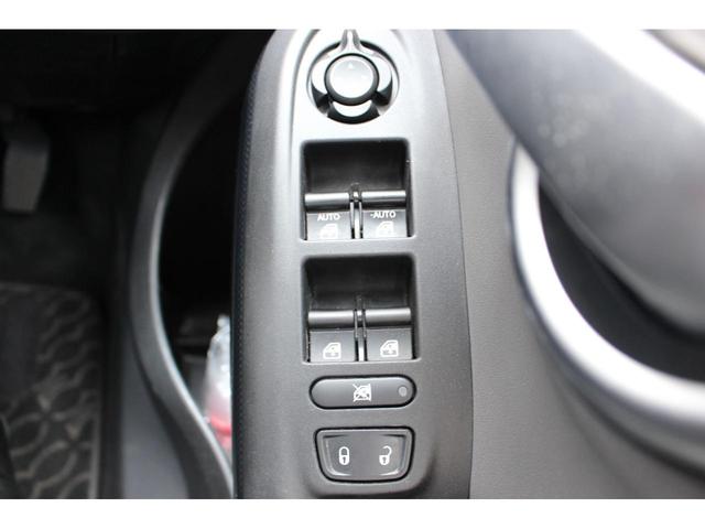 ５００Ｘ ポップスター　ＥＴＣ　ドライブレコーダー前後　パーキングセンサー　オートエアコン　Ｂｌｕｅｔｏｏｔｈ　フォグランプ　１７インチ純正ホイール　ファブリックシート（44枚目）