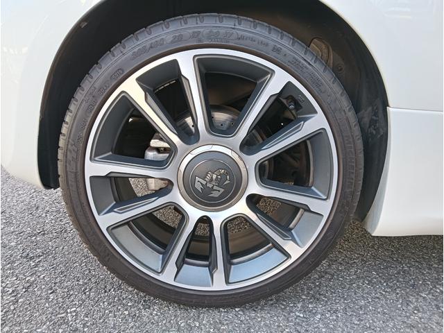 アバルト５９５ ツーリズモ　キーレスエントリー　ダブルエアバッグ　盗難防止システム　Ｃソナー　革シート　パワーステアリング　フルオートエアコン　Ｂｌｕｅｔｏｏｔｈ接続　ＵＳＢポート（40枚目）