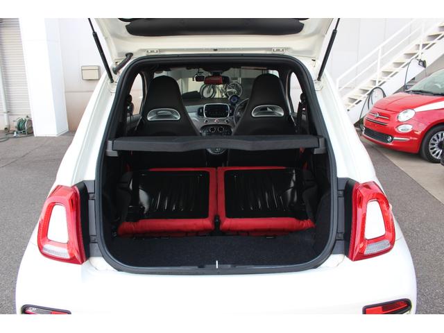 アバルト５９５ ツーリズモ　キーレスエントリー　ダブルエアバッグ　盗難防止システム　Ｃソナー　革シート　パワーステアリング　フルオートエアコン　Ｂｌｕｅｔｏｏｔｈ接続　ＵＳＢポート　ＥＴＣ（33枚目）