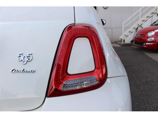 アバルト５９５ ツーリズモ　キーレスエントリー　ダブルエアバッグ　盗難防止システム　Ｃソナー　革シート　パワーステアリング　フルオートエアコン　Ｂｌｕｅｔｏｏｔｈ接続　ＵＳＢポート　ＥＴＣ（34枚目）