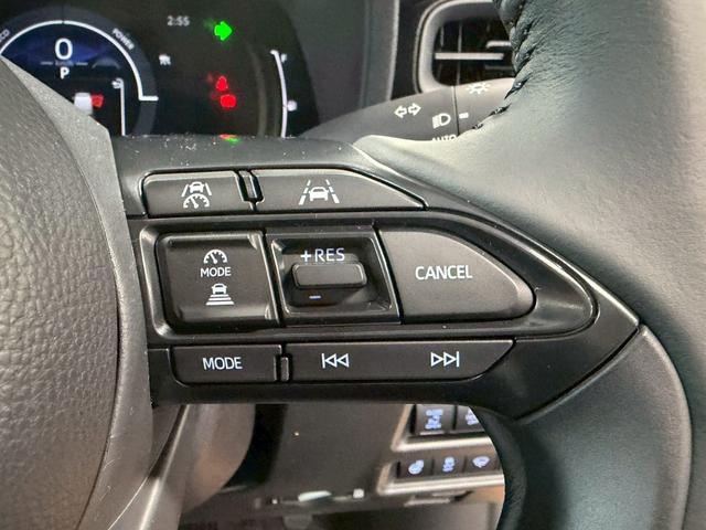 シエンタ ハイブリッドＺ　４ＷＤ■登録済未使用【１０，５型ディスプレイ　・全方位・７人・トヨタチームメイト・両電動スライド・天井サーキュレーター・追従クルコン】ＢＳＭ／ＥＴＣ２．０／１００Ｖ電源／寒冷地仕様／ＬＥＤリアコンビ／エレクトロシフト／リアサンシェード／保証書（8枚目）