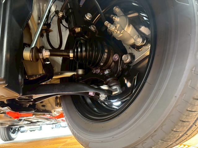 シエンタ ハイブリッドＺ　４ＷＤ■登録済未使用【１０，５型ディスプレイ　・全方位・７人・トヨタチームメイト・両電動スライド・天井サーキュレーター・追従クルコン】ＢＳＭ／ＥＴＣ２．０／１００Ｖ電源／寒冷地仕様／ＬＥＤリアコンビ／エレクトロシフト／リアサンシェード／保証書（32枚目）