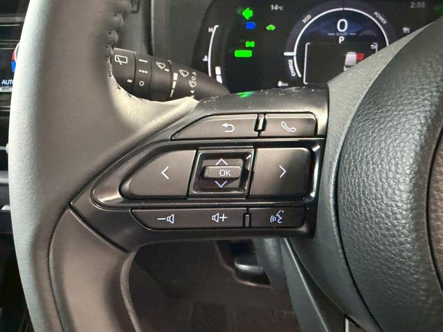 シエンタ ハイブリッドＺ　４ＷＤ■登録済未使用【１０，５型ディスプレイ　・全方位・７人・トヨタチームメイト・両電動スライド・天井サーキュレーター・追従クルコン】ＢＳＭ／ＥＴＣ２．０／１００Ｖ電源／寒冷地仕様／ＬＥＤリアコンビ／エレクトロシフト／リアサンシェード／保証書（49枚目）