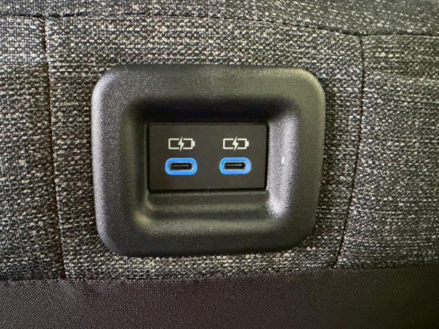 シエンタ ハイブリッドＺ　４ＷＤ■登録済未使用【１０，５型ディスプレイ　・全方位・７人・トヨタチームメイト・両電動スライド・天井サーキュレーター・追従クルコン】ＢＳＭ／ＥＴＣ２．０／１００Ｖ電源／寒冷地仕様／ＬＥＤリアコンビ／エレクトロシフト／リアサンシェード／保証書（61枚目）