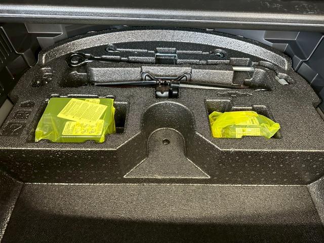 ハリアーハイブリッド ＺレザーＰＫＧ　４ＷＤ■買取直販車【１オーナー・寒冷地仕様・　モデリスタフルエアロ・ＪＢＬサウンドナビ・禁煙・ＢＬＩＴＺ製ローダウン・全方位カメラ】追従クルコン／デジタルインナーミラー型ドラレコ／電動リアゲート／ＢＳＭ／衝突軽減／ＬＥＤ／電動レザーシート／保証書（39枚目）