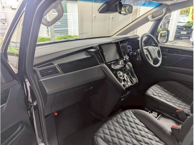 デリカD:5 ブラックエディション4WD■登録済未使用車【特別仕様車・禁煙 ・7人・ディーゼルターボ・両電動スライド・電動オートステップ・BSM・全方位カメラ・電動レザーシートヒーター・電動リアゲート・追従クルコン】純正18AW/LED/ステアヒーター/100V電源/保証書(38枚目)