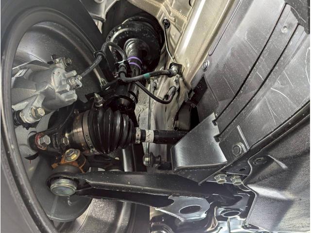 デリカD:5 ブラックエディション4WD■登録済未使用車【特別仕様車・禁煙 ・7人・ディーゼルターボ・両電動スライド・電動オートステップ・BSM・全方位カメラ・電動レザーシートヒーター・電動リアゲート・追従クルコン】純正18AW/LED/ステアヒーター/100V電源/保証書(52枚目)