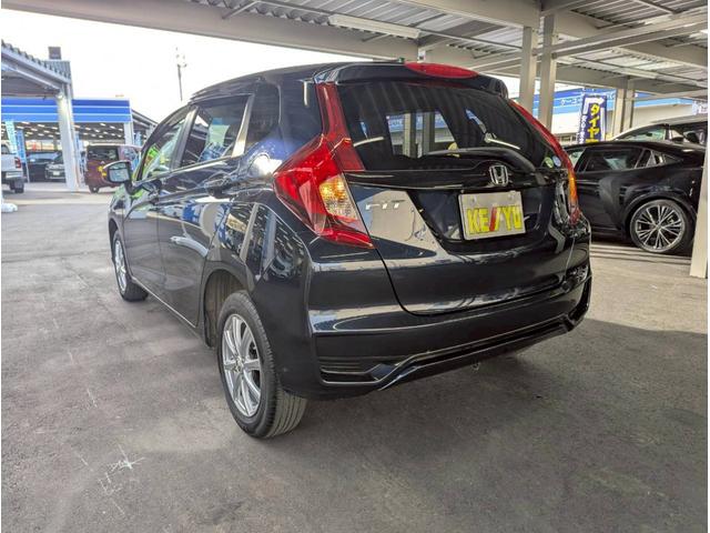 フィット 13G・L 4WD■当店下取直販車【禁煙・スタッドレス車載有 コンフォートビュー】7型ナビ/フルセグ/Bカメラ/CD/DVD/横滑防止/ETC/オートライト/HID/オートAC/ドアミラーヒーター/ワイパー熱線/Aストップ/クルコン/スマートキー/Pスタート(19枚目)