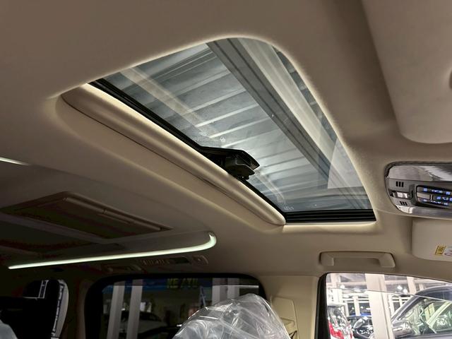 お見積りはもちろんお車の状態、装備、ご購入方法、追加で見たい写真などありましたら、お気軽に【在庫確認・見積依頼】ボタンや【             】をご利用ください。どちらも無料♪♪