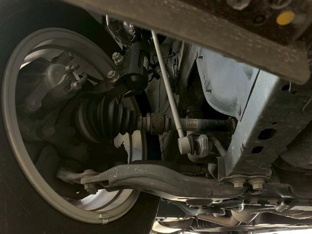 グループ全店敷地内に 陸運局認証工場 または 指定工場完備!!国家資格車検検査員を持った整備士による整備。さらにステレオ・エアコン等走行に関係の無い所も不具合箇所が有れば修理してご納車致します☆