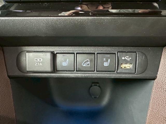 ヤリスクロス ハイブリッドZ 4WD■モデリスタフルエアロ【純正8型ナビ・ 全方位カメラ・禁煙・衝突軽減・100V電源・ヒーター付き電動レザー・ステアヒーター・HUD・追従クルコン・電動リアゲート】車線逸脱警報/ETC2.0/純正18AW/ミラーヒーター/ラゲッジマット/(9枚目)