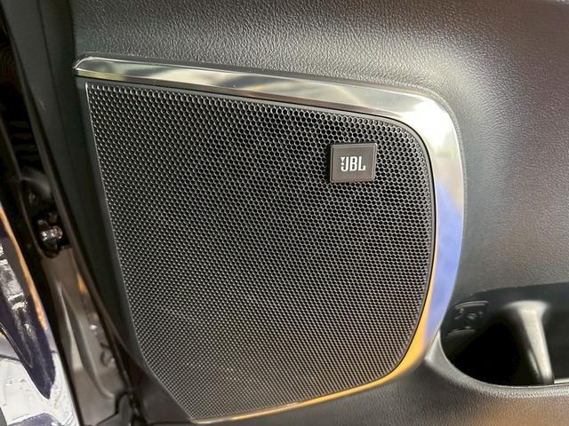 アルファードハイブリッド エグゼクティブラウンジＳ　４ＷＤ■東京仕入【サンルーフ・禁煙　・後期型・衝突軽減・メーカーＪＢＬナビ・全方位カメラ・前後ドラレコ・フリップダウンモニター・デジタルインナーミラー・両電動スライド・追従クルコン】シーケンシャル／ＢＳＭ／ＥＴＣ２．０／電動レザーシート（12枚目）