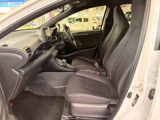 ヤリス X 4WD■北海道仕入【寒冷地仕様・禁煙・衝突軽減・8型ナビ 追従クルコン・ETC・Bカメラ】車線逸脱警告/BT/USB/フルセグTV/ドラレコ/オートハイビーム/ワイパーデアイサー/プッシュスタート/電格ミラーウィンカー/ヘッドライトレベライザー/保証書(35枚目)