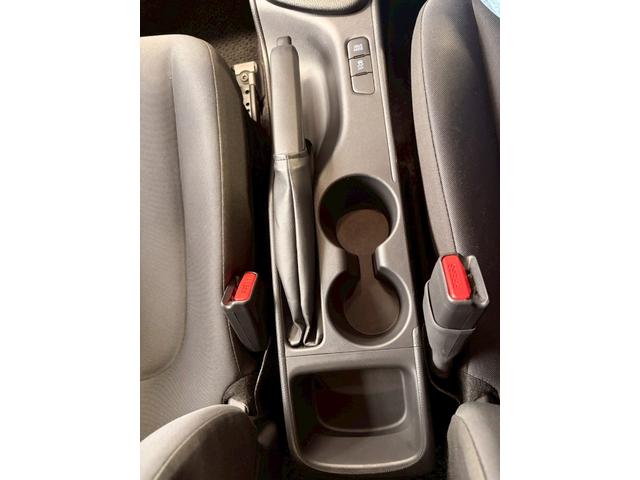 ヤリス X 4WD■北海道仕入【寒冷地仕様・禁煙・衝突軽減・8型ナビ 追従クルコン・ETC・Bカメラ】車線逸脱警告/BT/USB/フルセグTV/ドラレコ/オートハイビーム/ワイパーデアイサー/プッシュスタート/電格ミラーウィンカー/ヘッドライトレベライザー/保証書(46枚目)