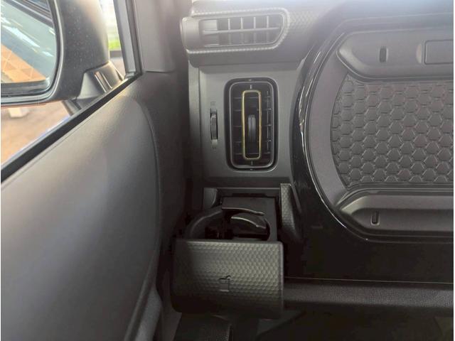 ハスラー ハイブリッドXターボ 4WD■法人1オーナー■禁煙【メーカー OP9型ナビ・全方位カメラ・衝突軽減ブレーキ・レーンアシスト・シートヒーター】フルセグ/Bluetooth/LEDオートライト/フォグ/ヒルアシスト/純正アルミ/追従クルコン/パドルシフト/取説有(28枚目)