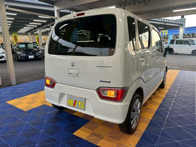 【関東・関西方面より直入庫】多数！北陸・東北地方にて使用している車両に比べ、「下廻りの錆」「走行距離」は段違い！高品質に自信あり♪もちろん『下廻りコーティング』も取扱い♪